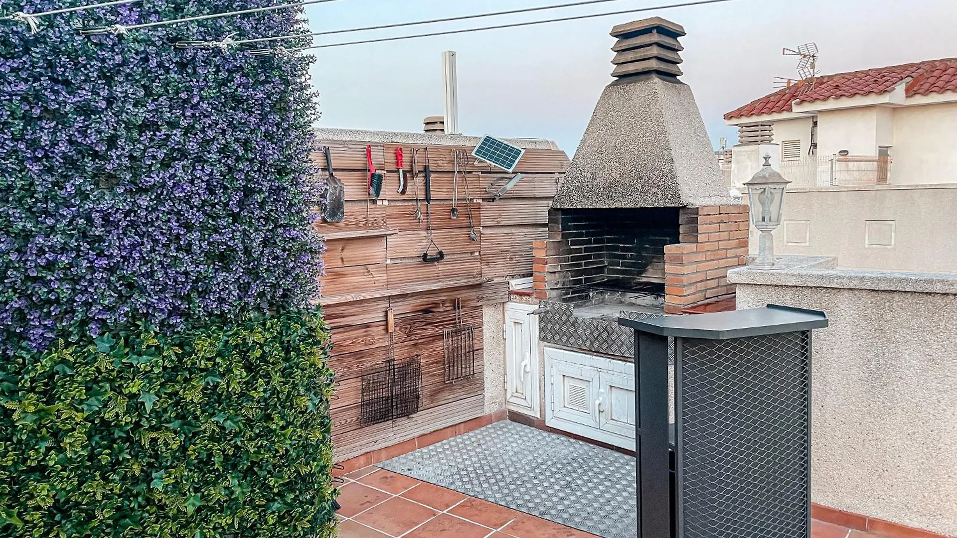 Apartmán Open Sky, Apartamento con solárium privado y barbacoa El Vendrell