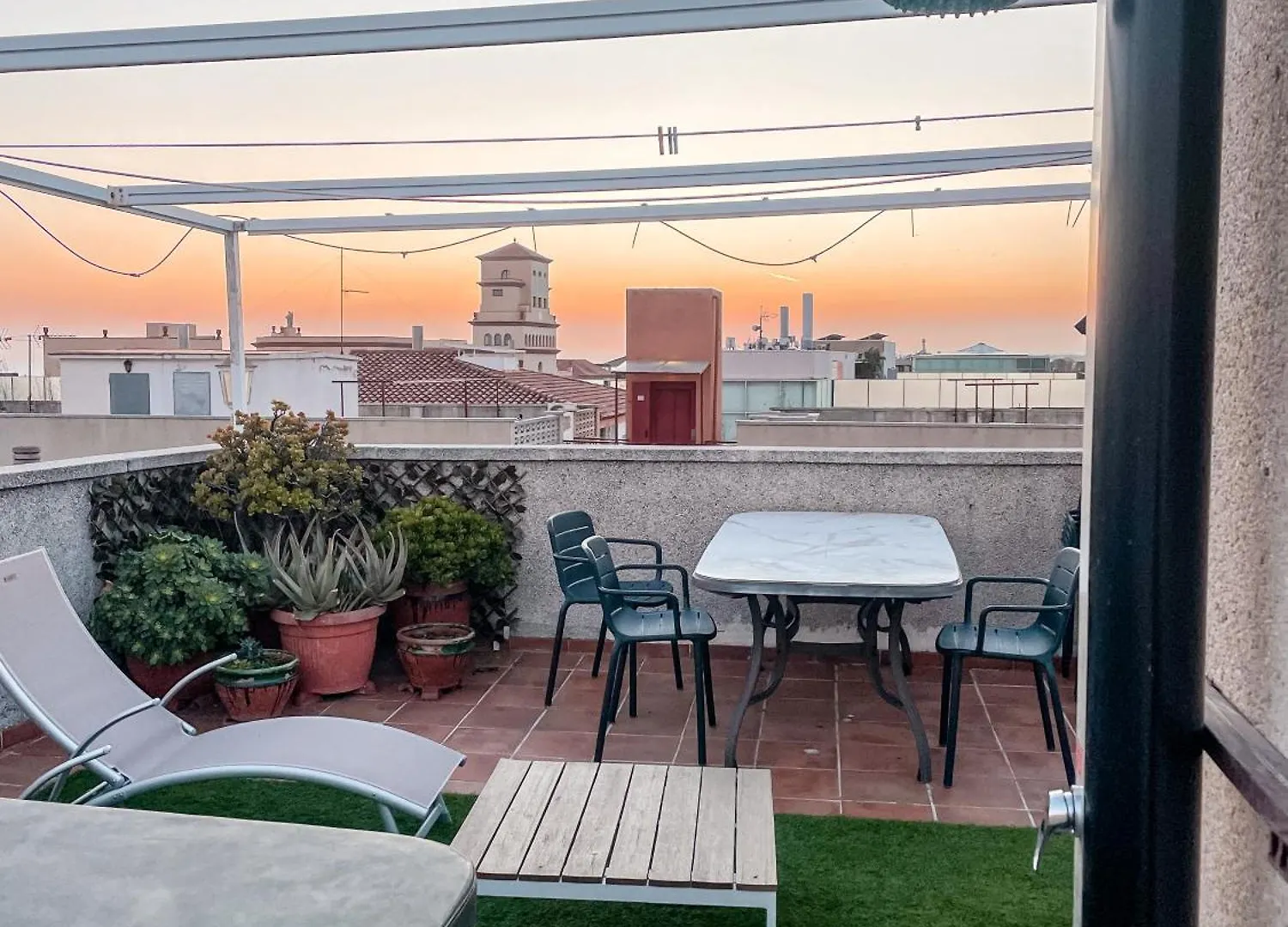 Open Sky, Apartamento con solárium privado y barbacoa El Vendrell Španělsko